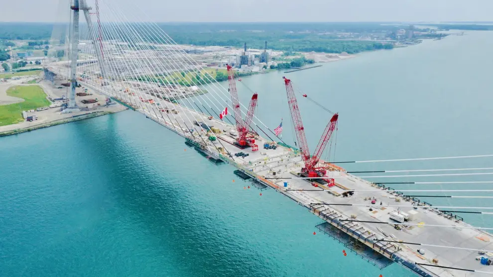 Fluor Joint Venture Celebrates Connection of Gordie Howe International Bridge Deck