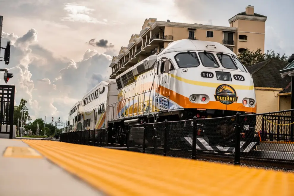 HNTB celebrates completion of SunRail commuter rail program with Florida Department of Transportation