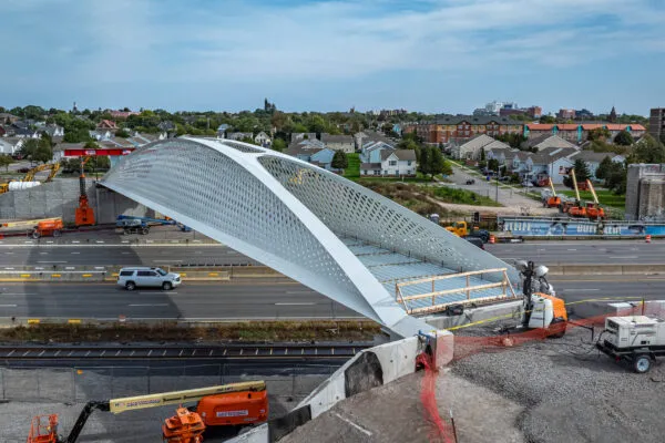 default | Ralph Wilson Park Bridge Successfully Installed in City of Buffalo Over I-190,  