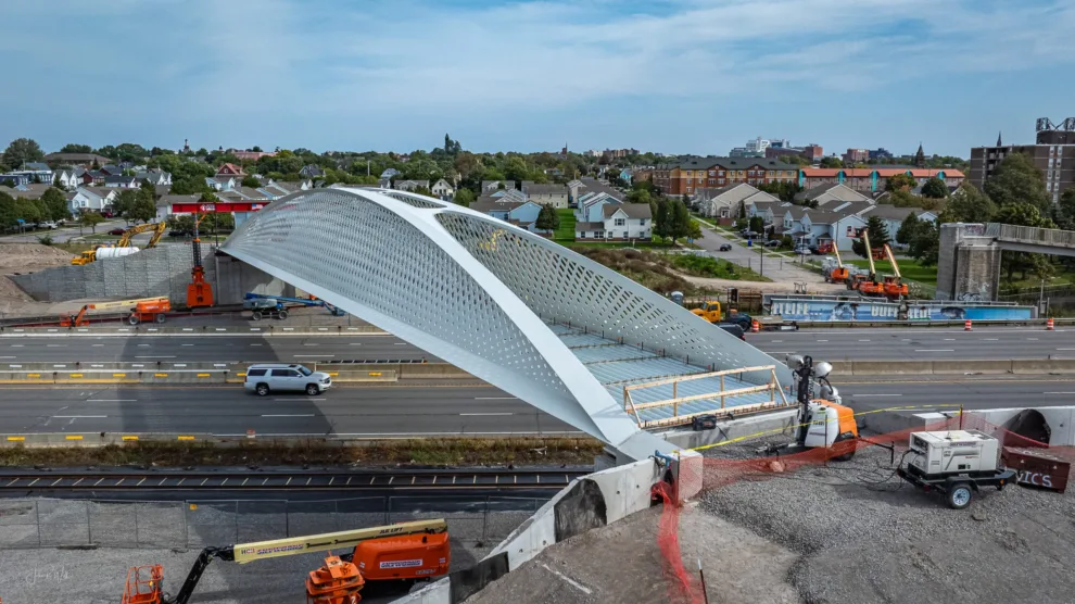 Ralph Wilson Park Bridge Successfully Installed in City of Buffalo Over I-190,  