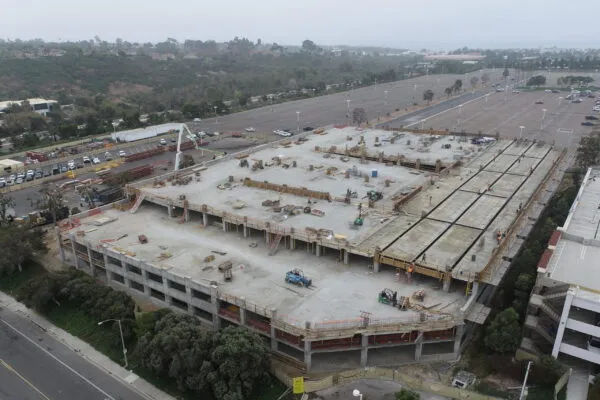 DCIM100MEDIADJI_0234.JPG | McCarthy Building Companies, Inc. Celebrates Topping out of LEGOLAND California Resort Parking Structure 2