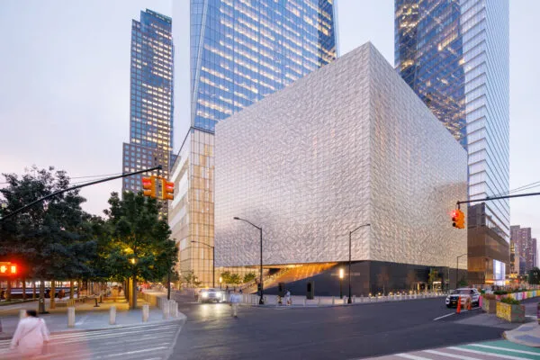 Perelman Performing Arts Center designed by REX. Image © Iwan Baan | PAC NYC NAMED NCSEA ‘STRUCTURE OF THE YEAR’