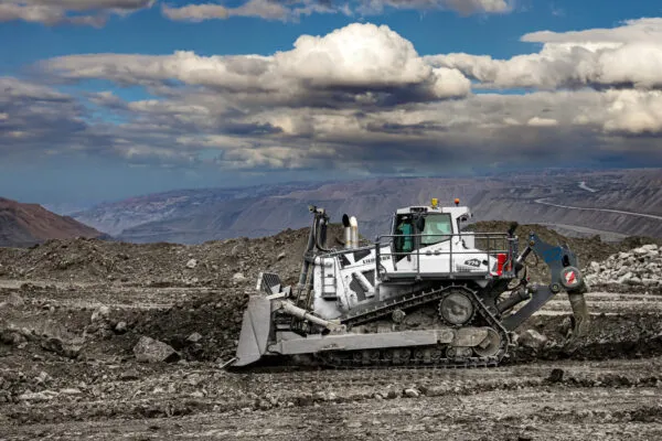 Trimble and Liebherr Introduce Trimble Ready Factory Option for Liebherr PR 776 Generation 8 Bulldozers | Trimble and Liebherr Introduce Trimble Ready Factory Option for Liebherr PR 776 Generation 8 Bulldozers